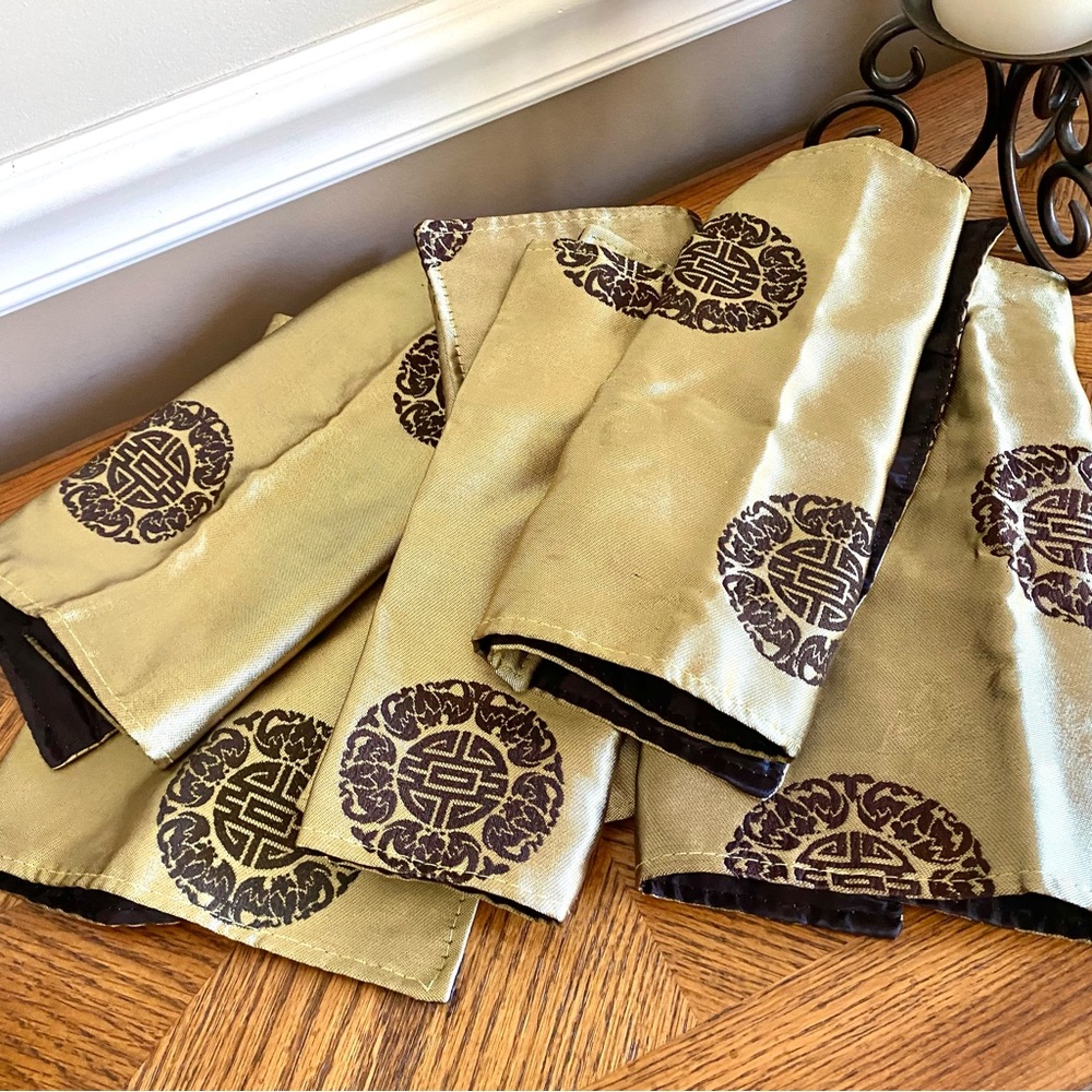 🎅🏻Sale Placemats set of 6pc in gold and brown satin in Asian inspired design